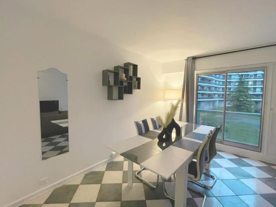 9 Min From Chateau De Vincennes - Paris & Disney Apartment Saint-Maurice  Luaran gambar