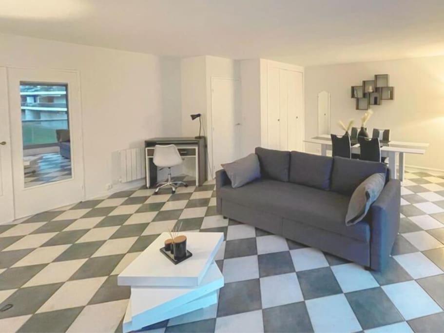 9 Min From Chateau De Vincennes - Paris & Disney Apartment Saint-Maurice  Luaran gambar