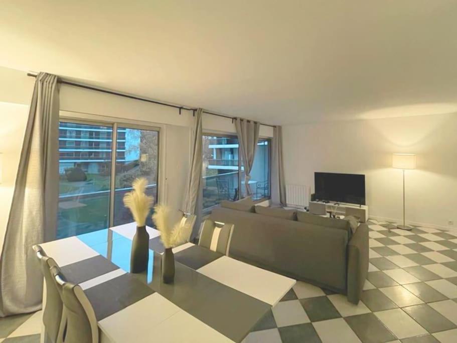 9 Min From Chateau De Vincennes - Paris & Disney Apartment Saint-Maurice  Luaran gambar