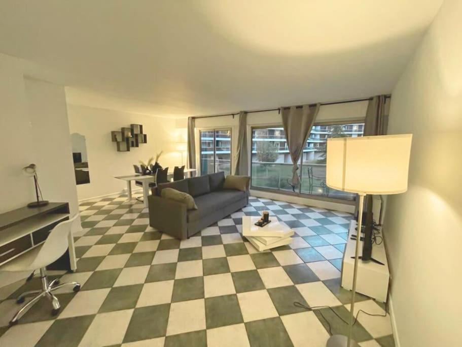 9 Min From Chateau De Vincennes - Paris & Disney Apartment Saint-Maurice  Luaran gambar